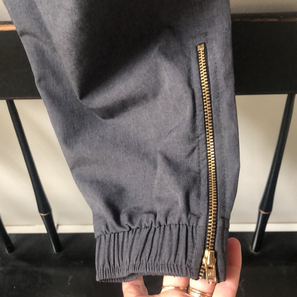 Albion Fit Jetsetter joggers - Picture 4 of 9